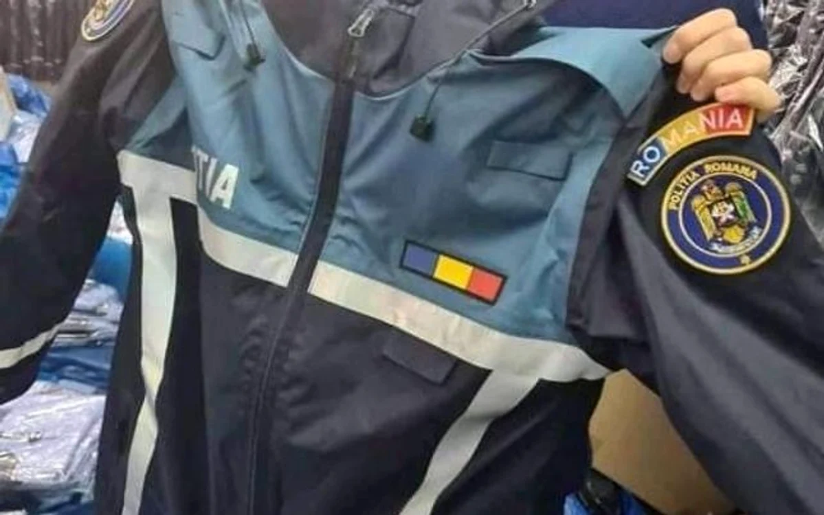 Noul model de uniformă pe care poliţiştii români îl vor purta de anul viitor