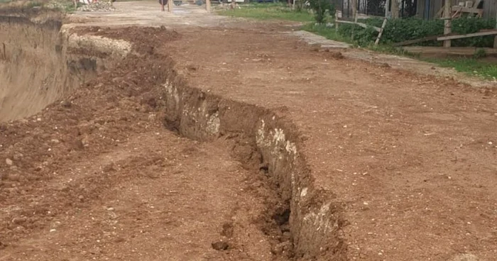 O nouă porţiune de teren s-a prăbuşit                                                      FOTO: primăria Cumpăna