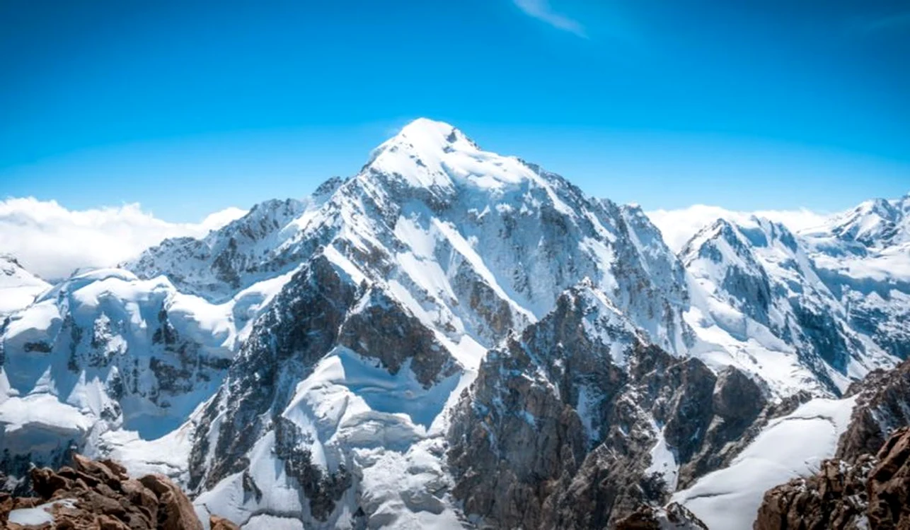 Vârful Everest, Nepal