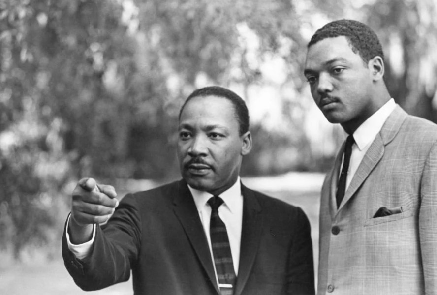 Jesse Jackson, una dintre cele mai puternice voci ale drepturilor civile și apropiat al lui Martin Luther King Jr, a murit la 84 de ani