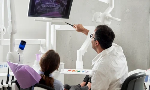 implant dentar jpeg