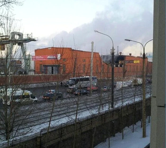 Fabrica de zinc din Celiabinsk a fost cea mai afectată de meteorit FOTO chelyabinsk.ru