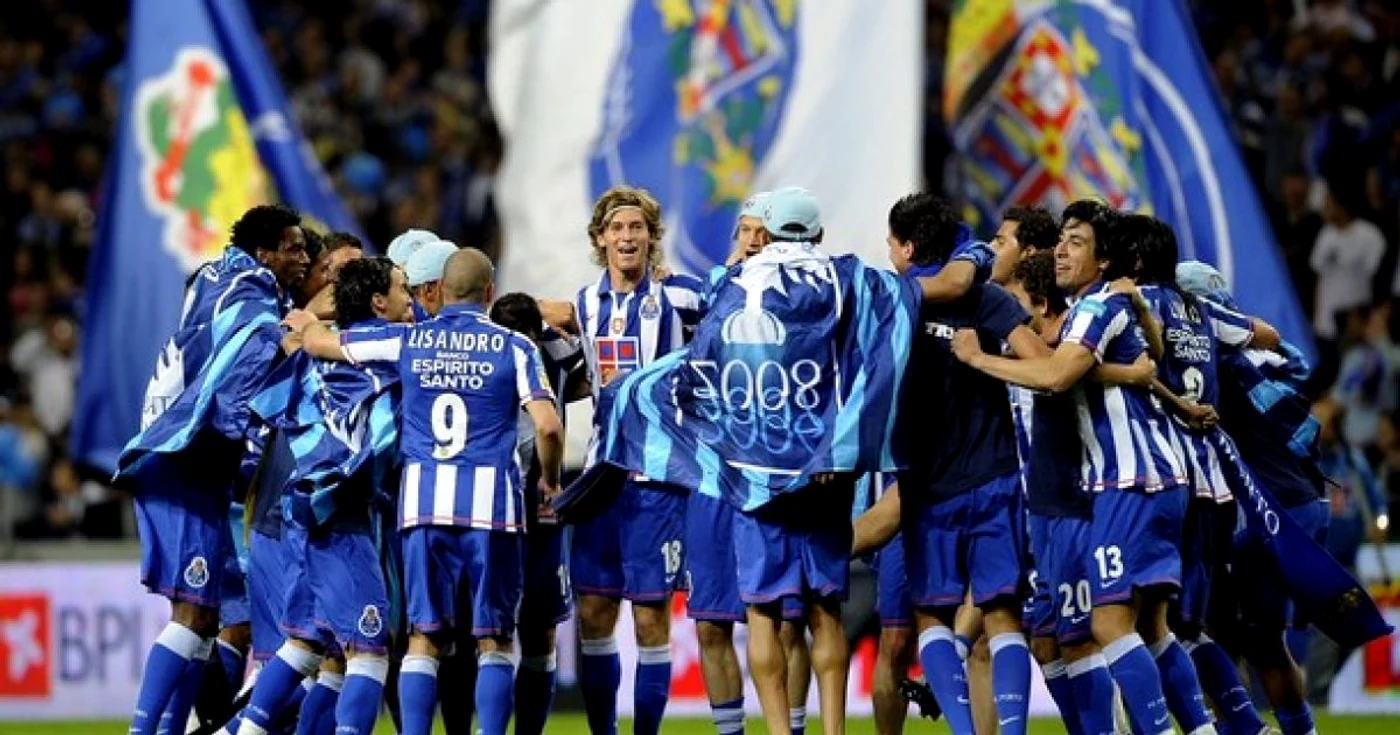 FOTBAL: FC Porto a câştigat Cupa şi a realizat eventul în sezonul 2008-2009