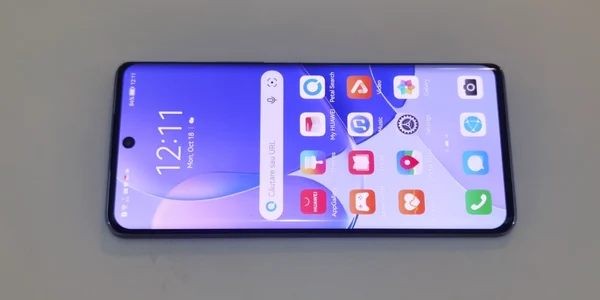 Huawei Nova 9 FOTO Adrian Pogîngeanu