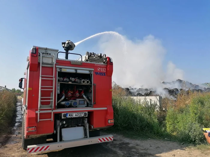 calarasi incendiu la statia de deseuri ulmeni foto isu calarasi