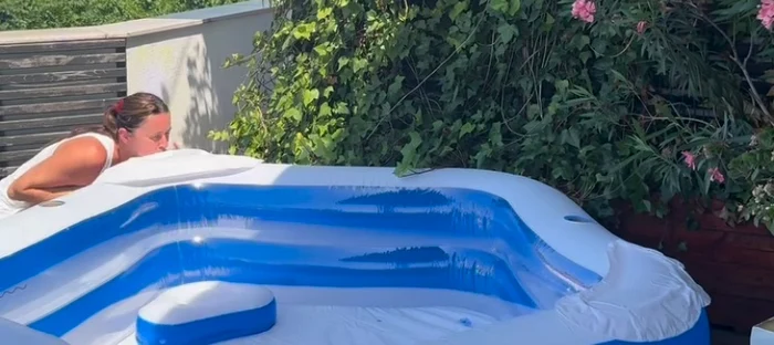 Diana Dumitrescu a umflat piscina foto: Instagram 