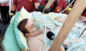 Misiunea s a  desfăşurat la  peste 14 metri  înălţime jpeg