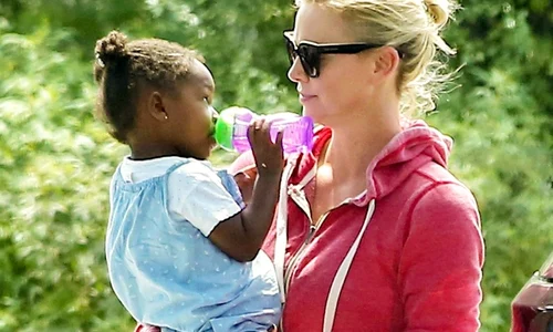 *EXCLUSIVE* Charlize Theron takes her daughter August to a playdate in LA jpeg
