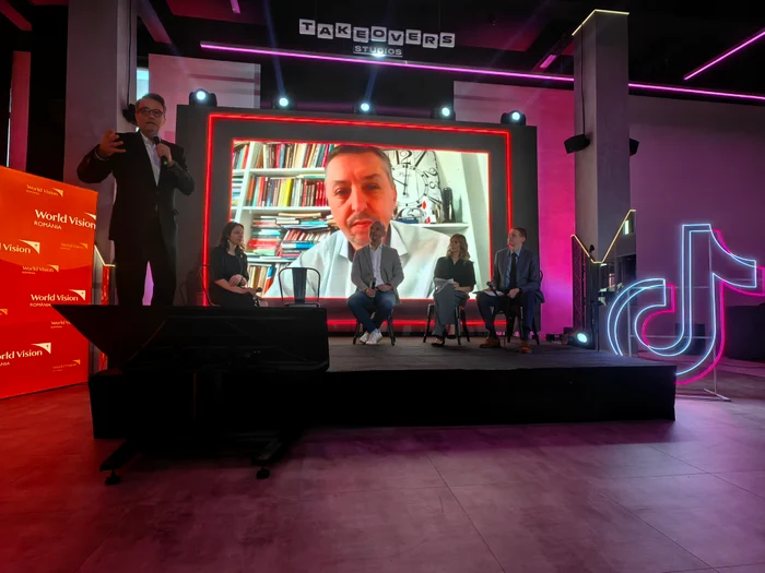 Imagine de la evenimentul de lansare a studiului ,,Siguranța digitală și controlul parental"