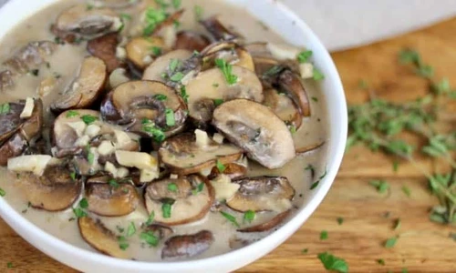 1 ciuperci cu sos de smantana si ustoroi jpg jpeg