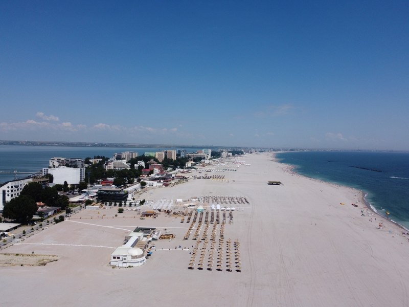 Alertă la Mamaia. Trei persoane, resuscitate după ce au fost scoase din apă inconștiente. Alte două persoane sunt la spital