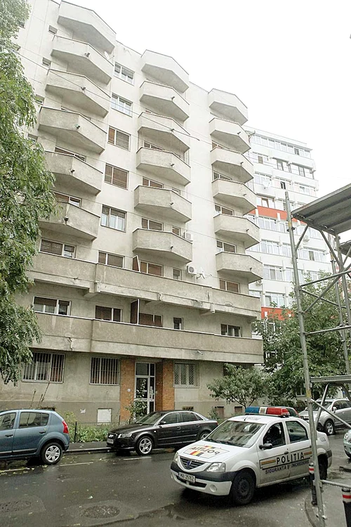 Poliţiştii au fost ieri acasă la Sobaru