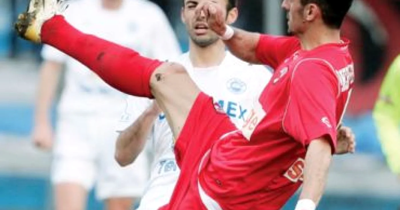 SONDAJ Ce gol ţi-a plăcut mai mult? Foarfeca lui Danciu sau a lui Bănel?