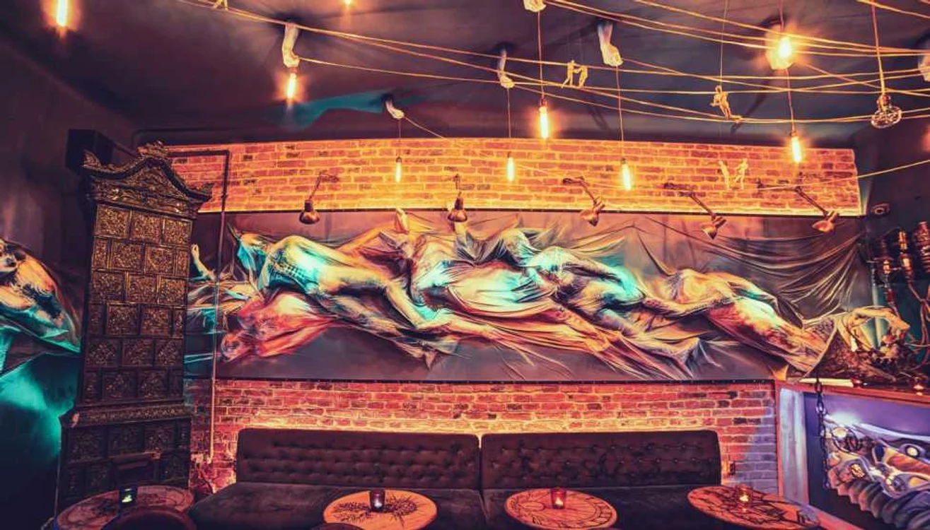 localul q caffe din cluj foto