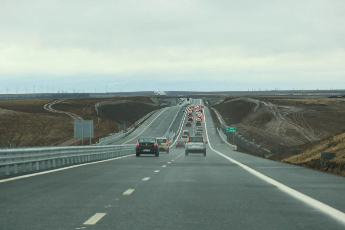 Se deschid două loturi din Autostrada Bucureștiului