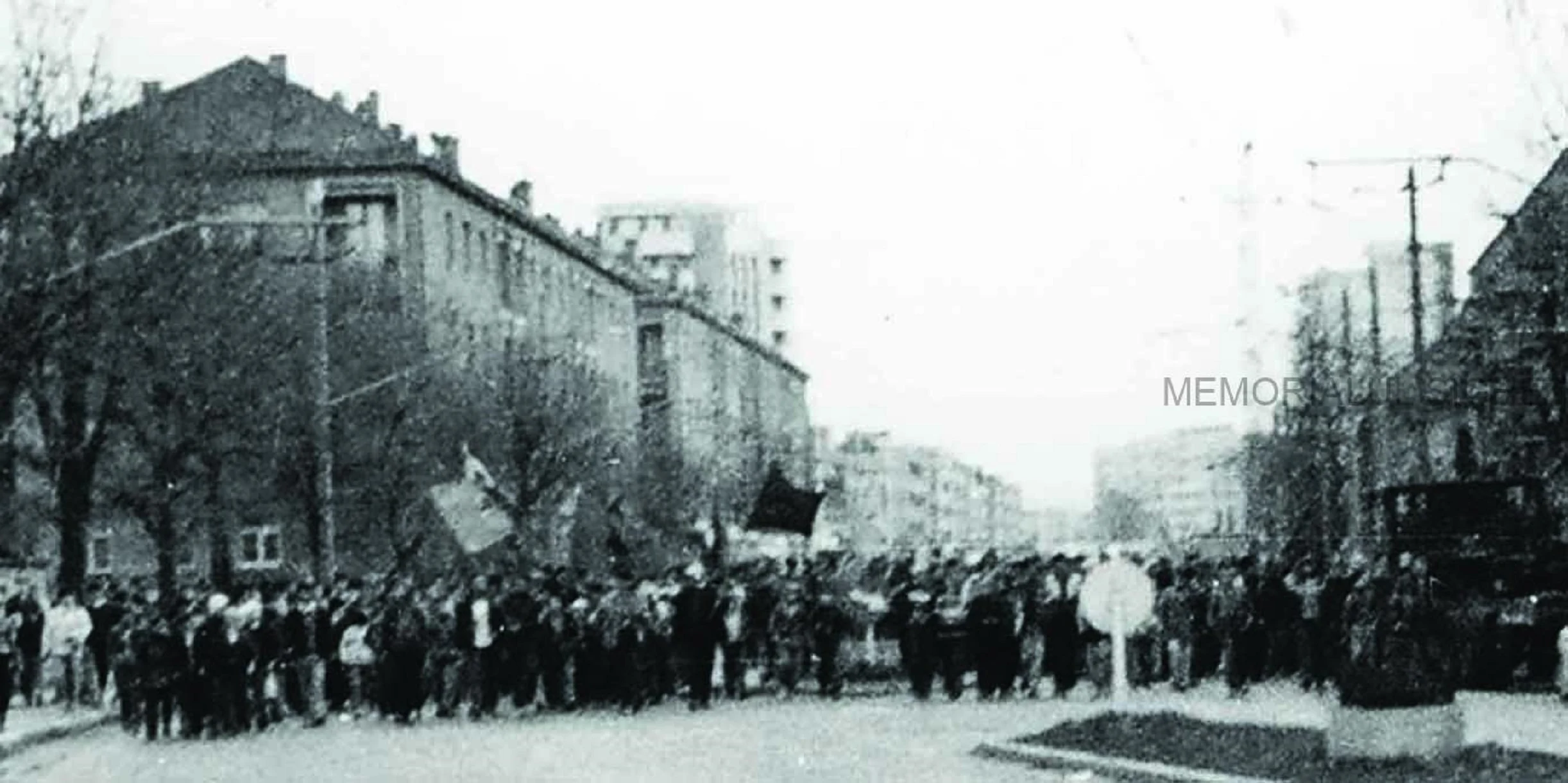 Primii români care au avut curajul să strige „Jos Ceaușescu”. Revolta anticomunistă care a prefigurat Revoluția din 1989