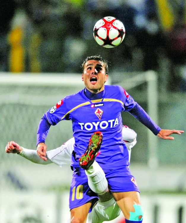 
    Adrian Mutu are ce are cu ungurii. Le-a dat trei goluri  