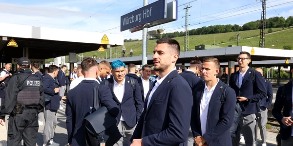 romania cu trenul jpg