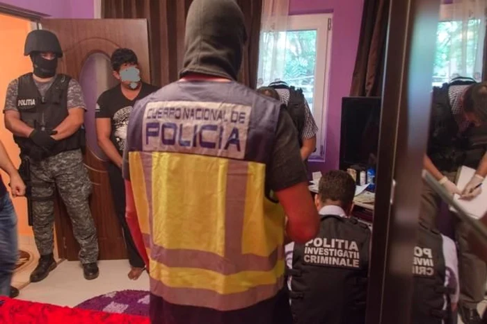 Poliţiştii români şi spanioli au descins la Budeşti FOTO IPJ Călăraşi