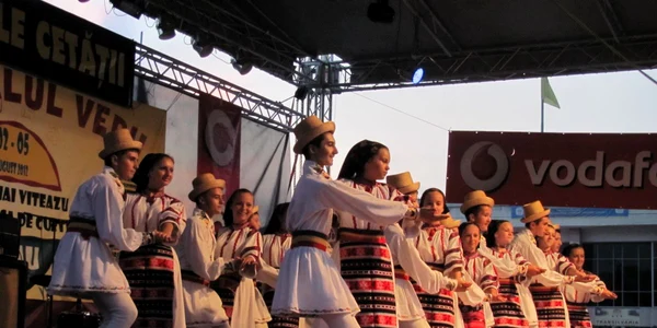 Seară de folclor la Festivalul Verii