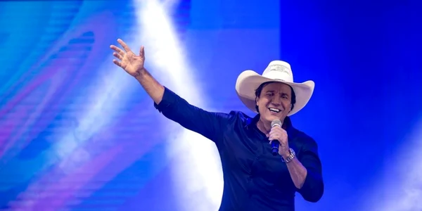Juliano Cézar a murit