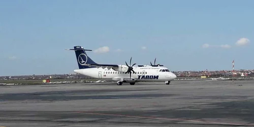 Aeronava companiei Tarom din direcţia Iaşi a aterizat pe Aeroportul Timişoara FOTO Both