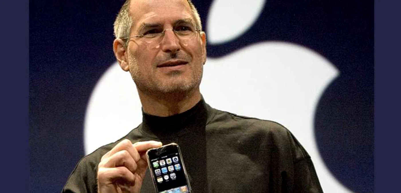 Primul iPhone debuta în urmă cu opt ani. În 2015, Tim Cook, directorul Apple, va lansa iPhone 6s.
