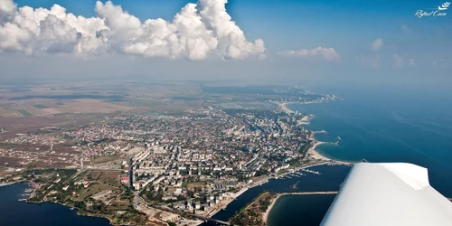 De la Constanţa la Vama Veche. Litoralul Mării Negre - vedere din cer Foto Rafael Cucu