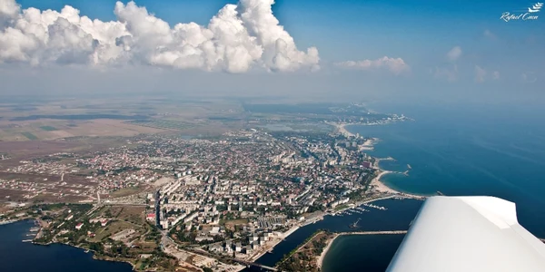 De la Constanţa la Vama Veche. Litoralul Mării Negre - vedere din cer Foto Rafael Cucu