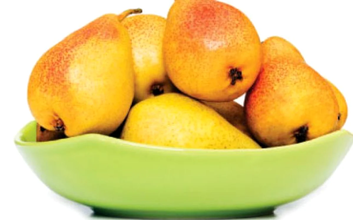 Includerea perelor în dietă, în locul alimentelor bogate în acizi graşi,
 poate micşora nivelul de grăsimi şi de colesterol din organism.