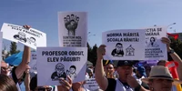 Protest educație - mii de profesori în Piața Victoriei FOTO Inquam / Octav Ganea 