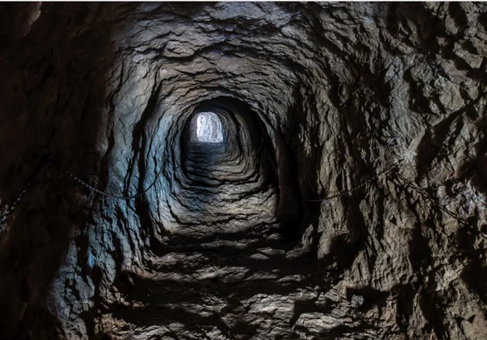 Sub Castelul Sforza din Milano au fost descoperite tuneluri neștiute până acum. Foto: Getty Images