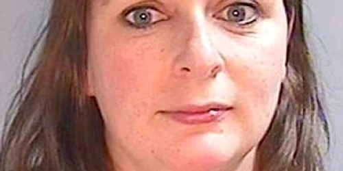 Sarah Catt şi-a avortat copilul cu două zile înainte să îl nască