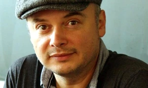 Întîlnire cu scriitorul Cătălin Dorian Florescu jpeg