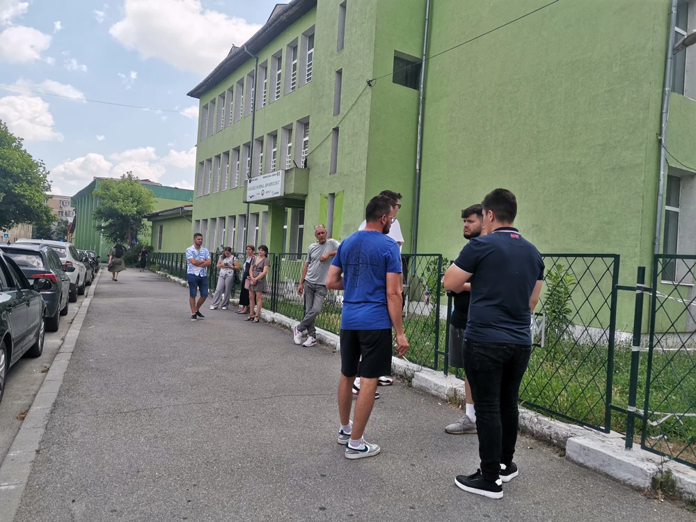 „Ne batem pe locuri care nu există”. Drama profesorilor care dau Titularizarea an de an doar ca să rămână suplinitori