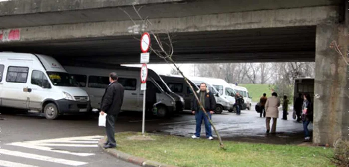 Tunelul era construit din cărămidă, sub formă de boltă, cu o lungime de un metru