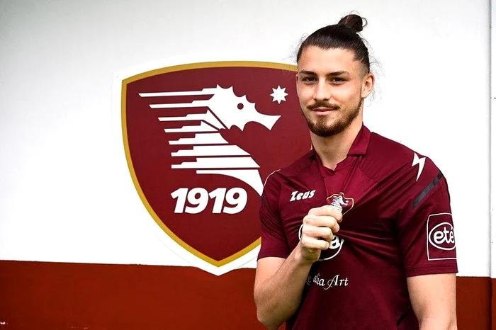 Radu Drăgușin a fost prezentat de Salernitana