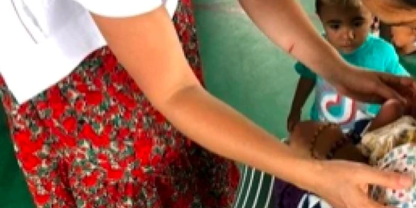 Mama alăptare Castelu copil bebeluş sân lapte Sursa Reality Check