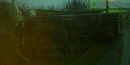 TIR rasturnat