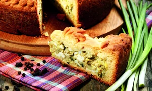 tarta cu ceapa verde jpeg