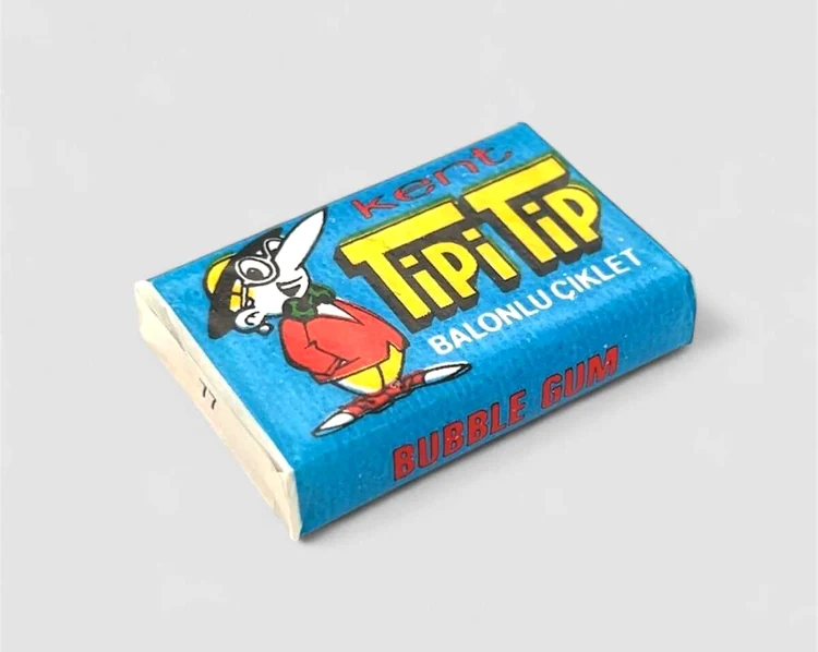 Tipitip, una dintre bucuriile copilăriei. FOTO: arhiva personală