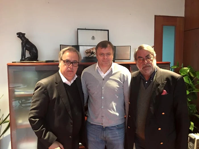 
    Ioan Timofte (centru) are o sarcină grea la Boavista  