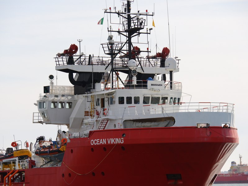 Nava-ambulanţă Ocean Viking intervenție pentru salvarea a 26 de migranţi în Marea Mediterană