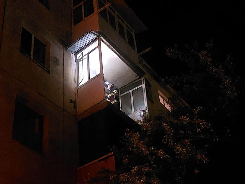 Femeie în stare gravă în urma unei explozii într-un bloc din municipiul Târgu Jiu