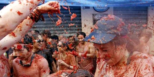 festival la tomatina spania foto facebook la tomatina