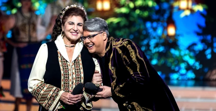 Irina Loghin, în duet cu Fuego la Revelionul TVR foto: TVR