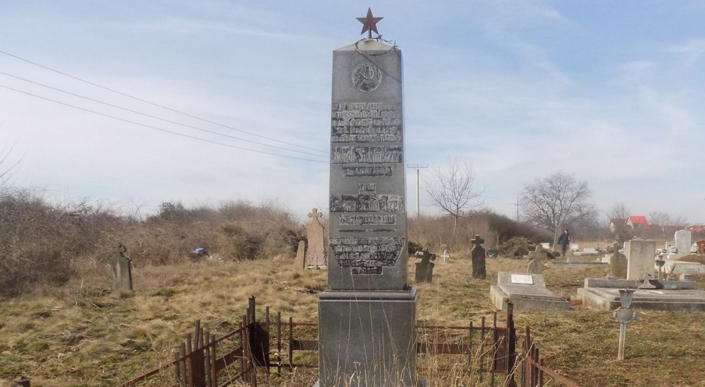 Povestea familiei din Arad care a fost ucisă în public fiindcă s-a opus nazismului. A fost ridicat un monument funerar