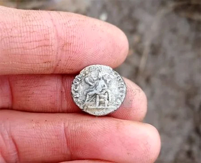 Arheologul amator din Gorj a găsit o adevărată comoară
