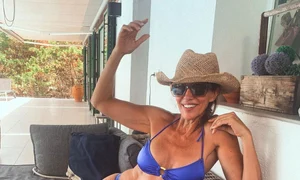 baza prezentatoare 1B jpg