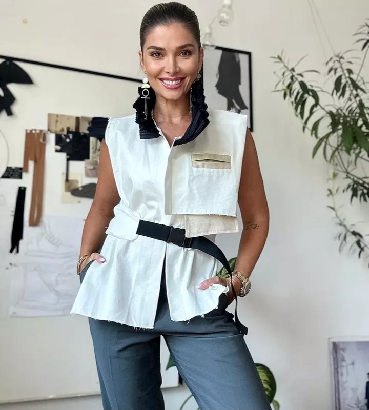 Alina Pușcaș mai are de lucru la vila de lux foto: Instagram 